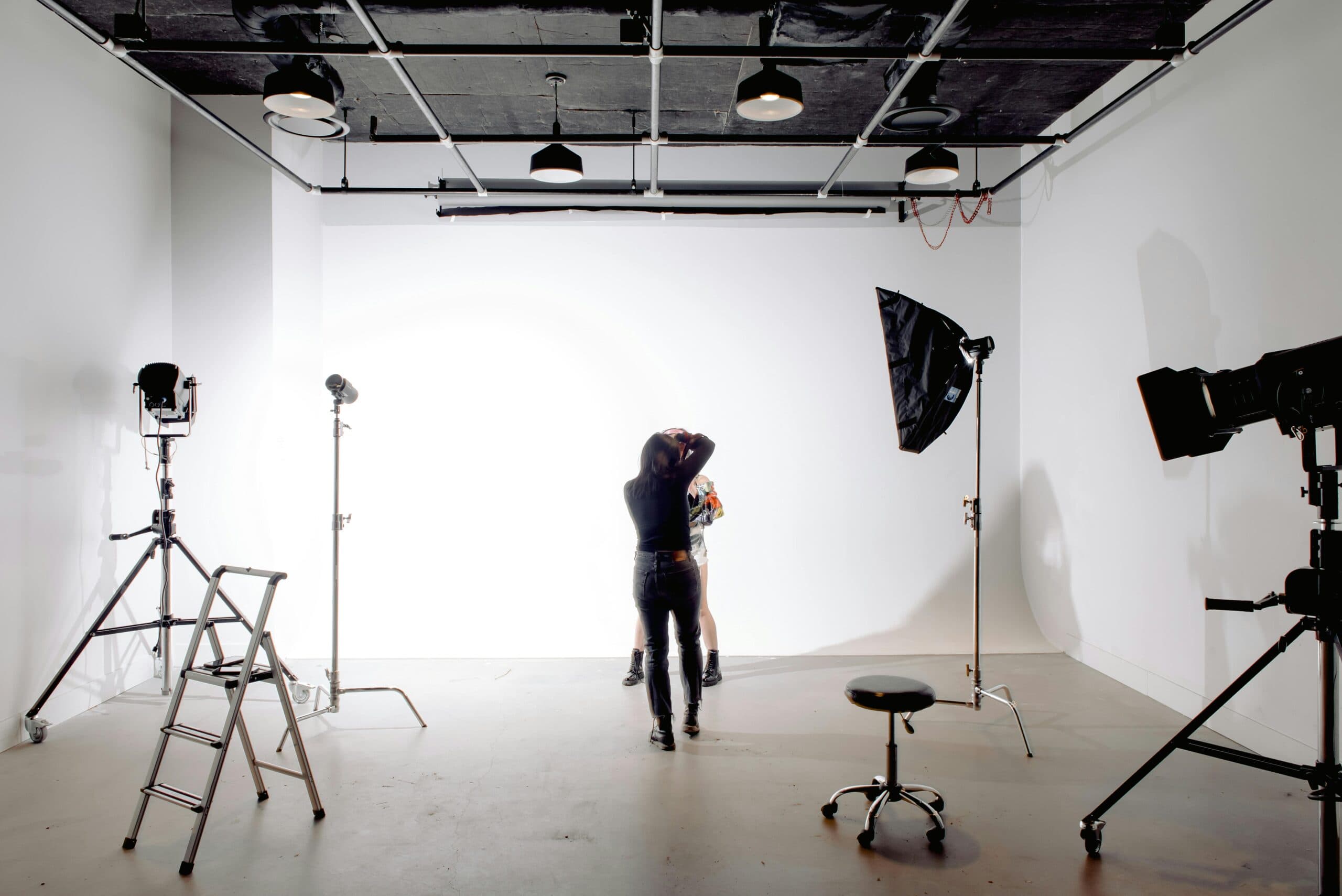 Best Photo Studios Near You: Find the Right Fit for Your Shoot