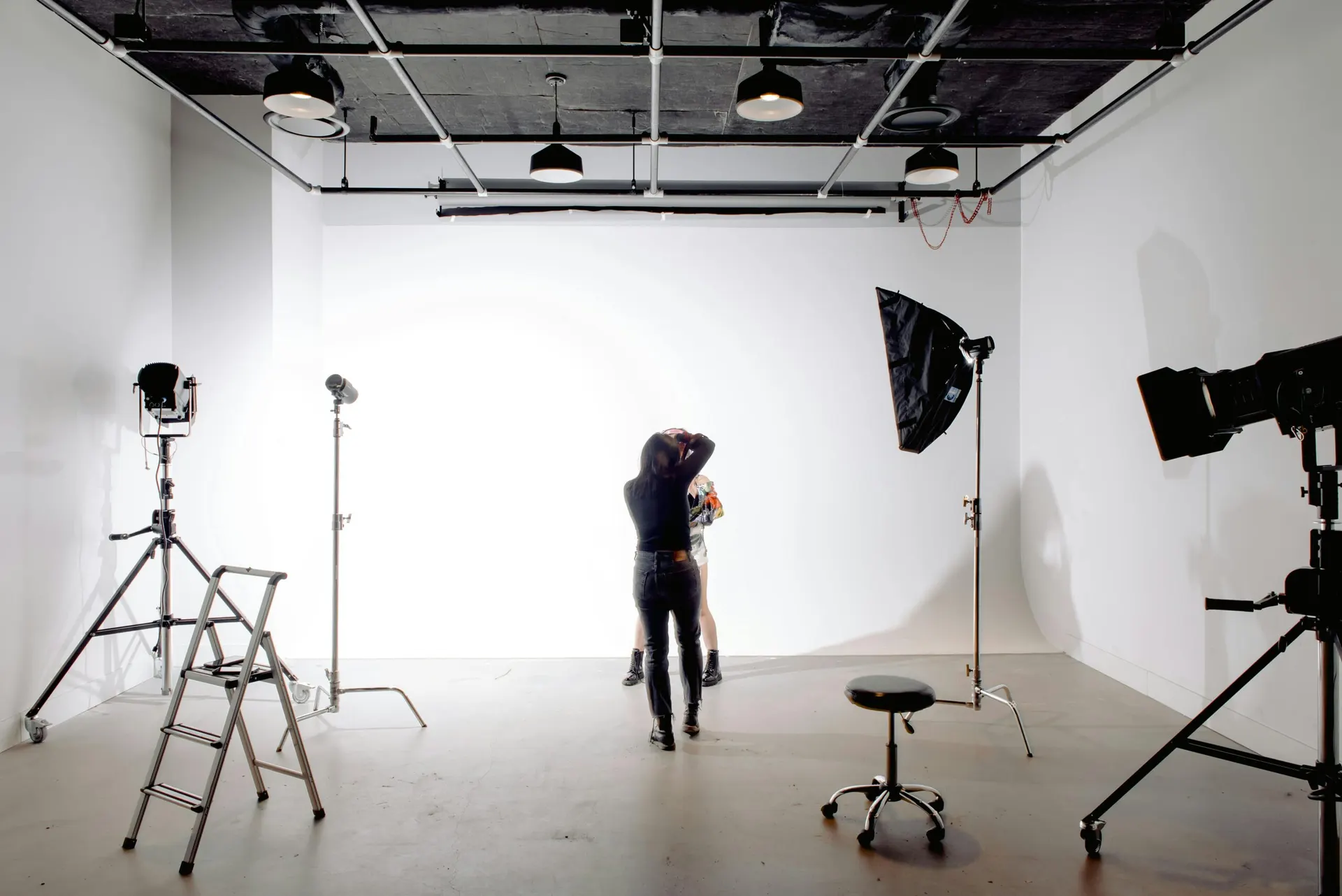 Best Photo Studios Near You: Find the Right Fit for Your Shoot